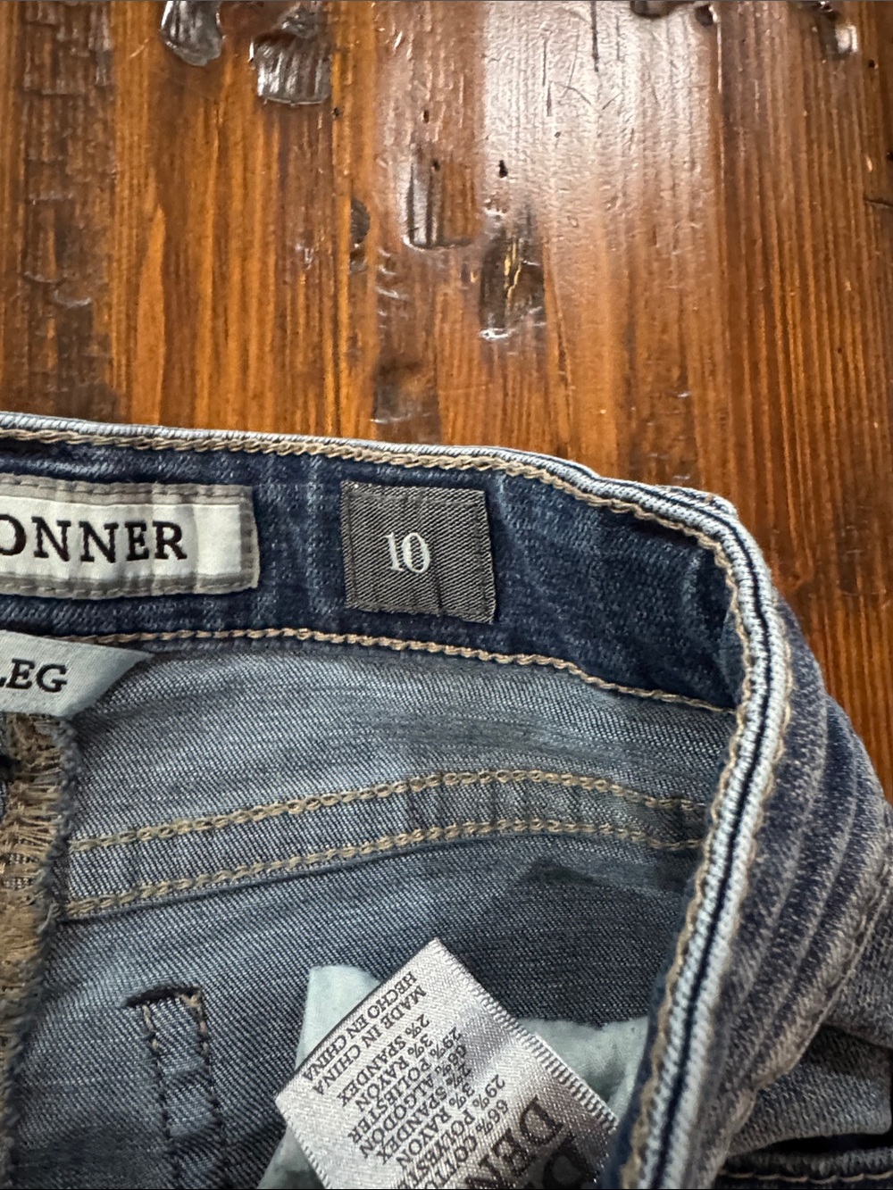 BKE DENIM CONNER SIZE 10 BOOTLEG JEANS BOYS LIKE NEW - Picture 6 of 16
